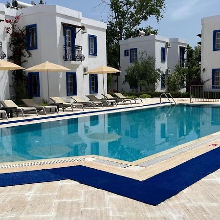 Ege Apartments Яликавак Екстериор снимка