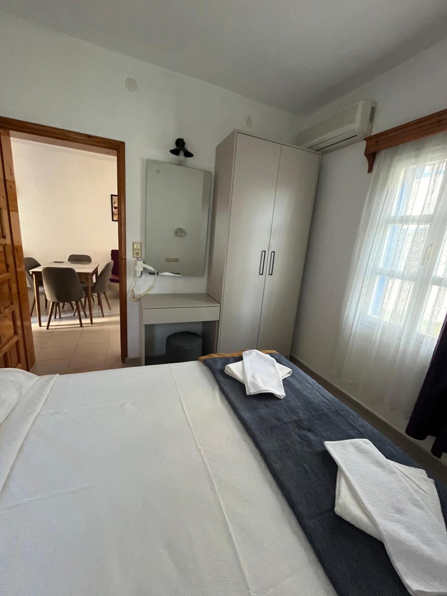 Ege Apartments Яликавак Екстериор снимка
